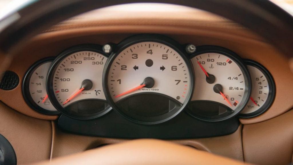 Porsche 996 gauges