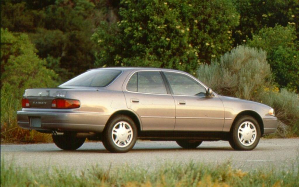 1995 Toyota Camry XLE sedan