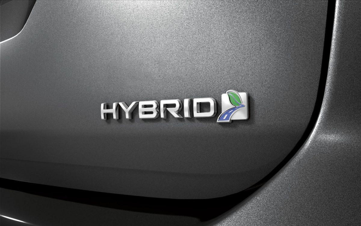 2016 Ford C-MAX Hybrid badge