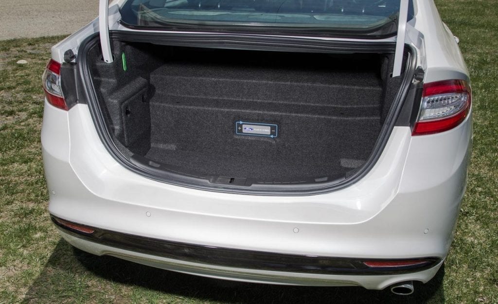 2014 Ford Fusion trunk