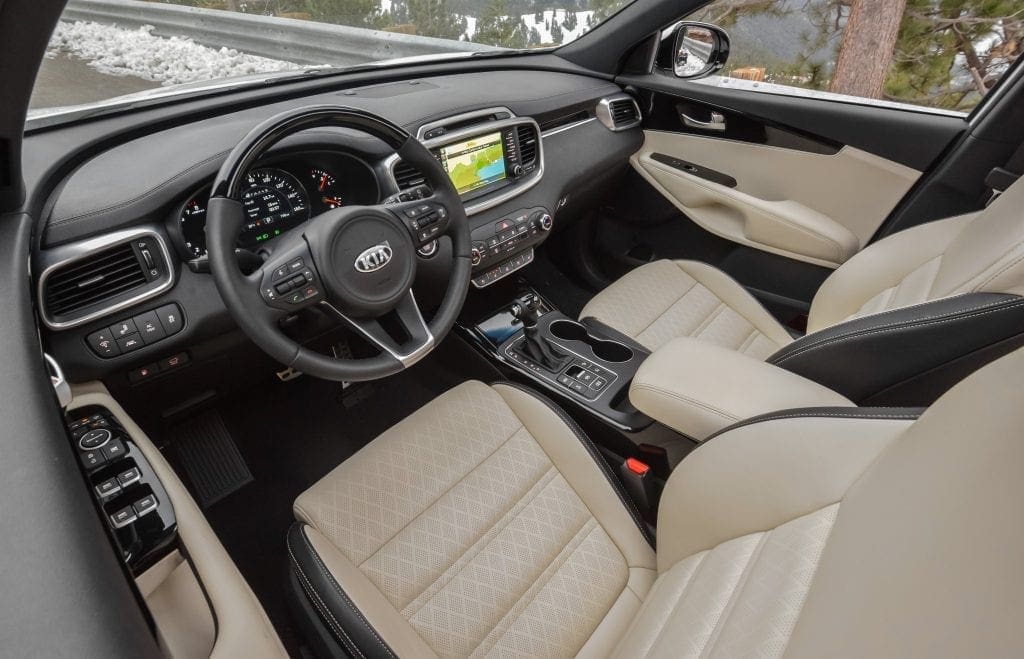 2018 Kia Sorento interior