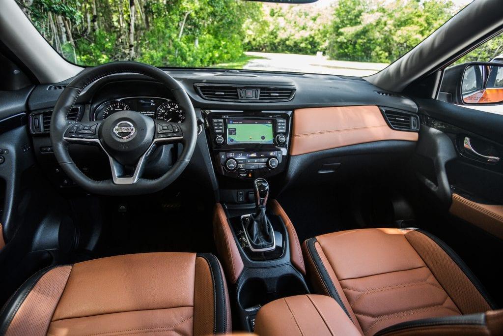 2018 Nissan Rogue interior