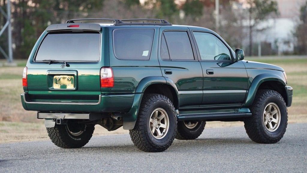 green 2000 Toyota 4Runner Limited 4WD