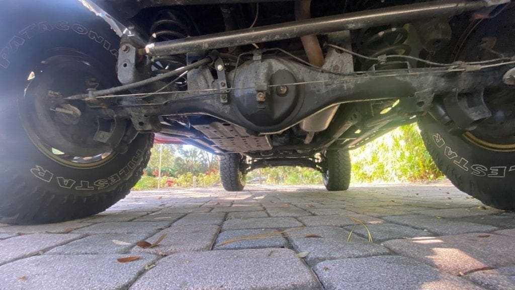 1996 Toyota 4Runner undercarriage
