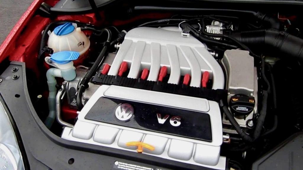 Volkswagen narrow-angle V6 engine