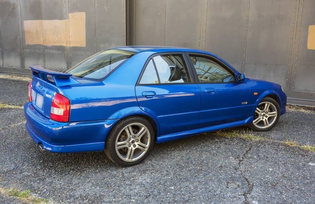 2001 Mazda Protege MP3 exterior side
