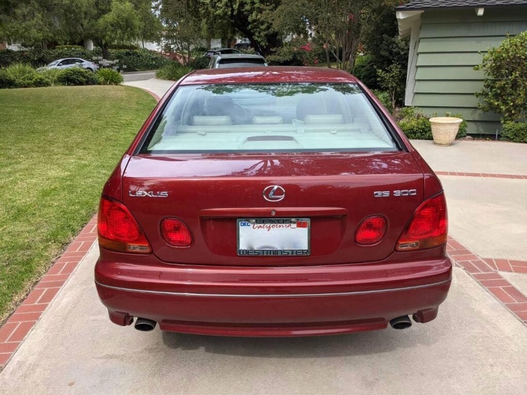 2001 Lexus GS 300 exterior rear