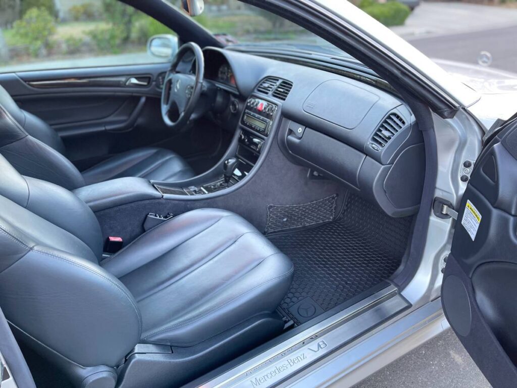 2002 Mercedes-Benz CLK55 AMG interior passenger side