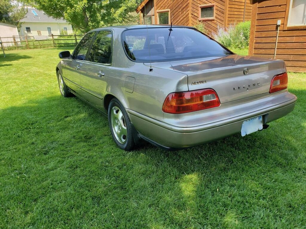 1994 Acura Legend GS exterior rear