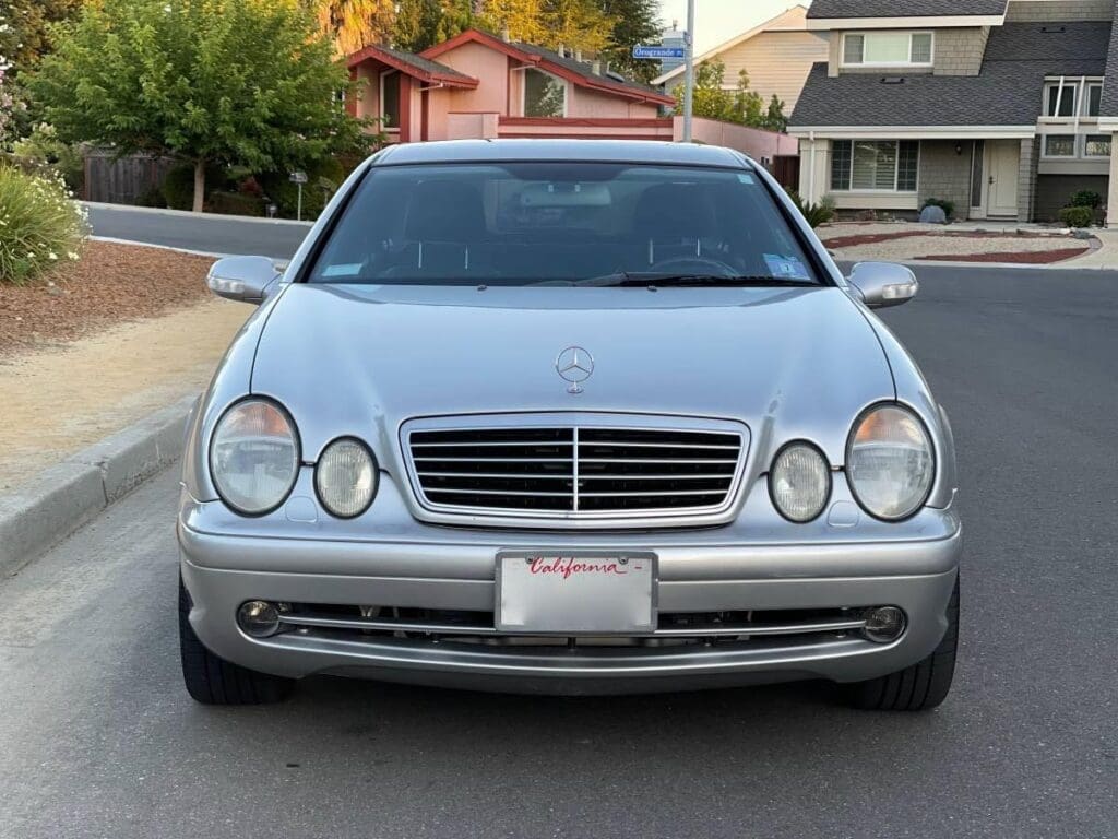 2002 Mercedes-Benz CLK55 AMG exterior front