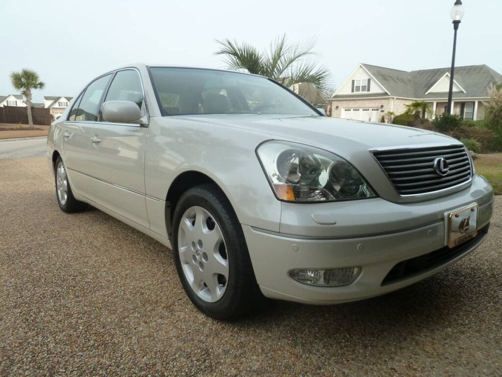 2001 Lexus LS 430 exterior front