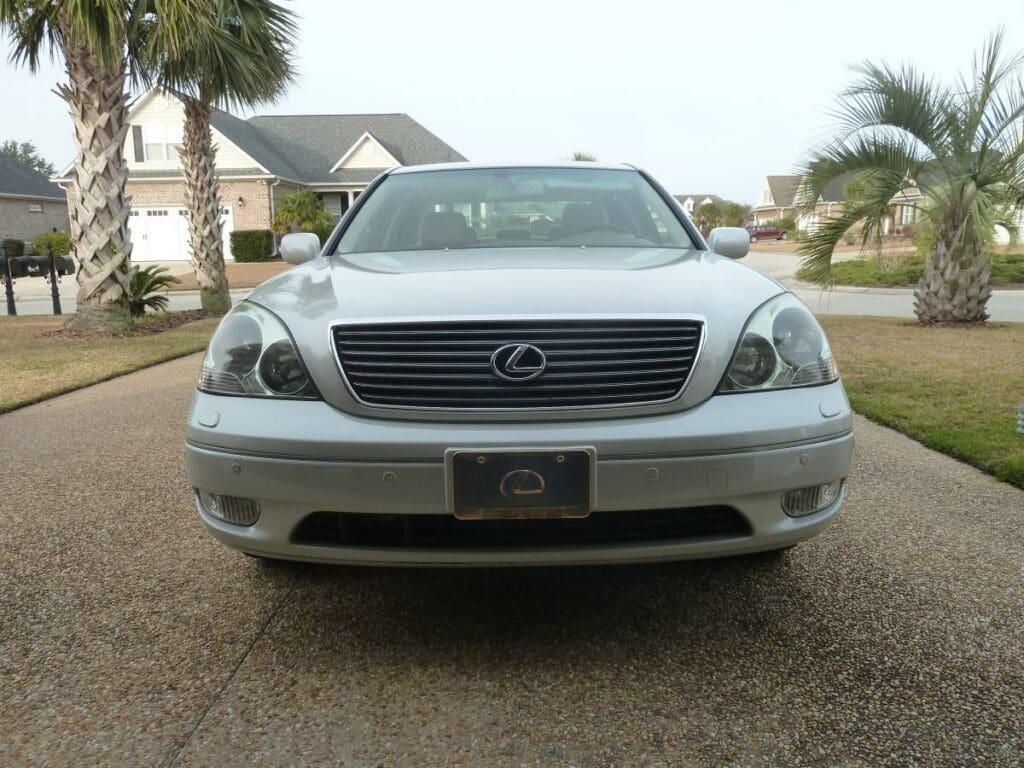 2001 Lexus LS 430 exterior front