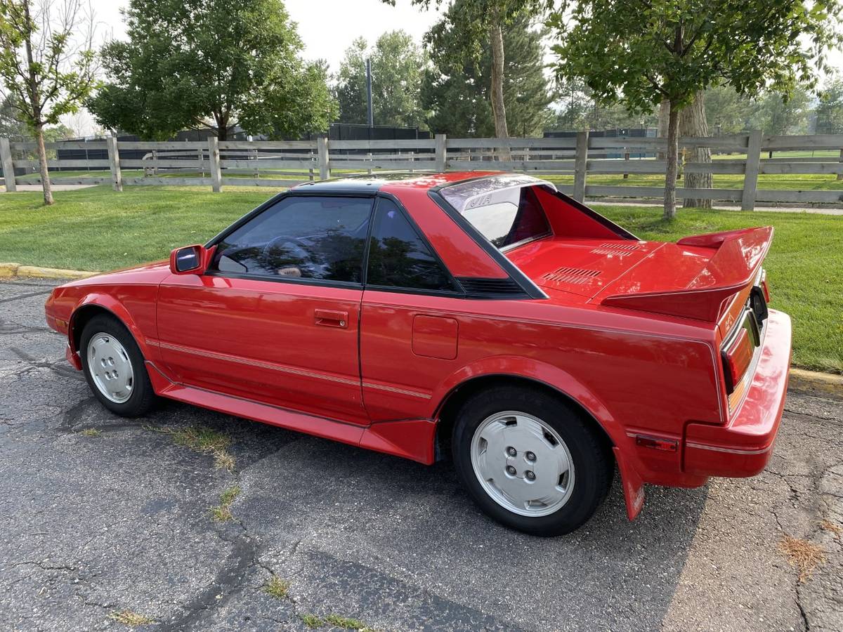 1989 Toyota MR2 exterior driver side