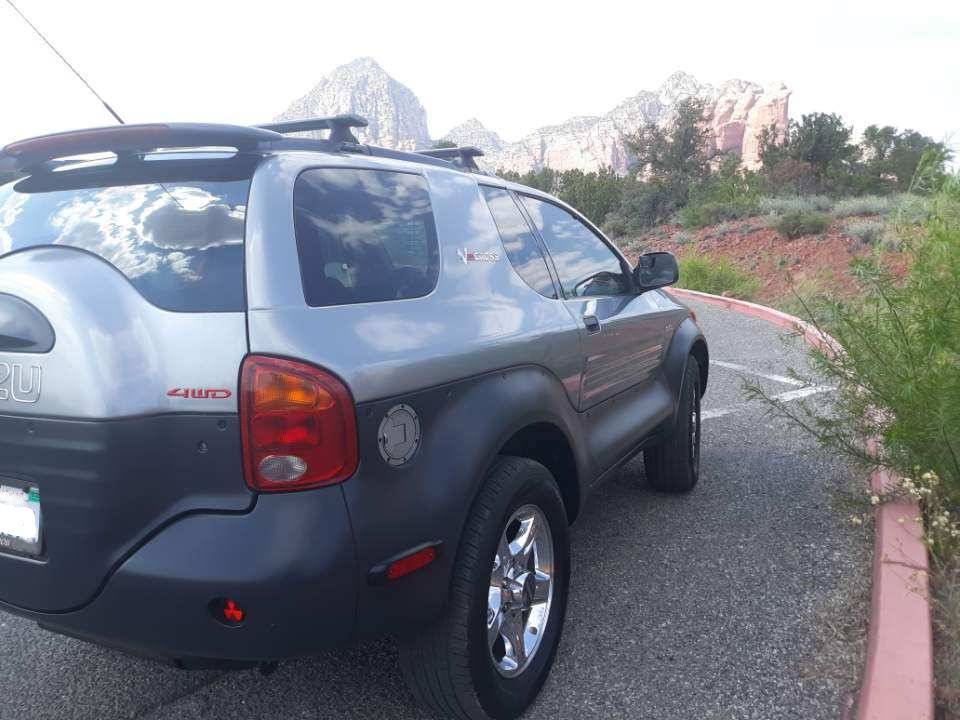 2000 Isuzu VehiCROSS