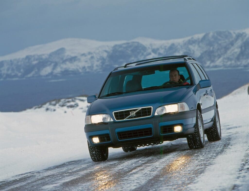 Volvo V70 Cross Country (XC)