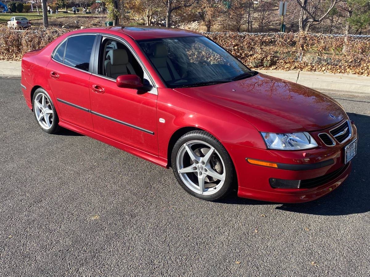 2006 Saab 9-3 Aero sedan passenger side