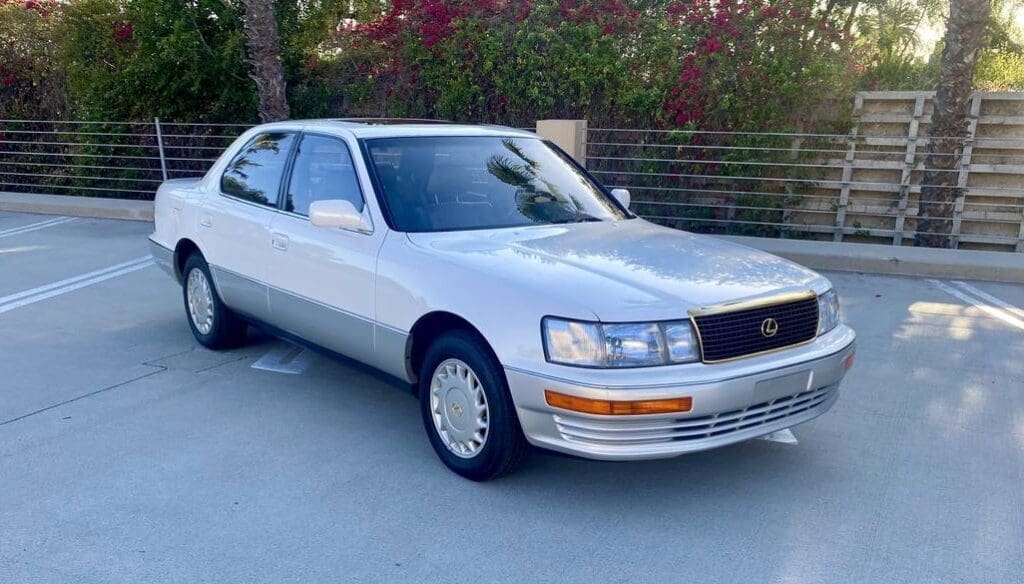 1992 Lexus LS400