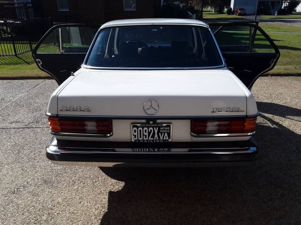 1981 Mercedes-Benz 300D rear