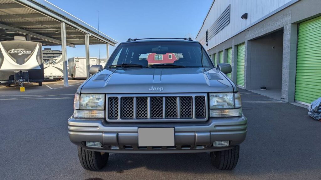 1998 Jeep Grand Cherokee Limited 5.9 front