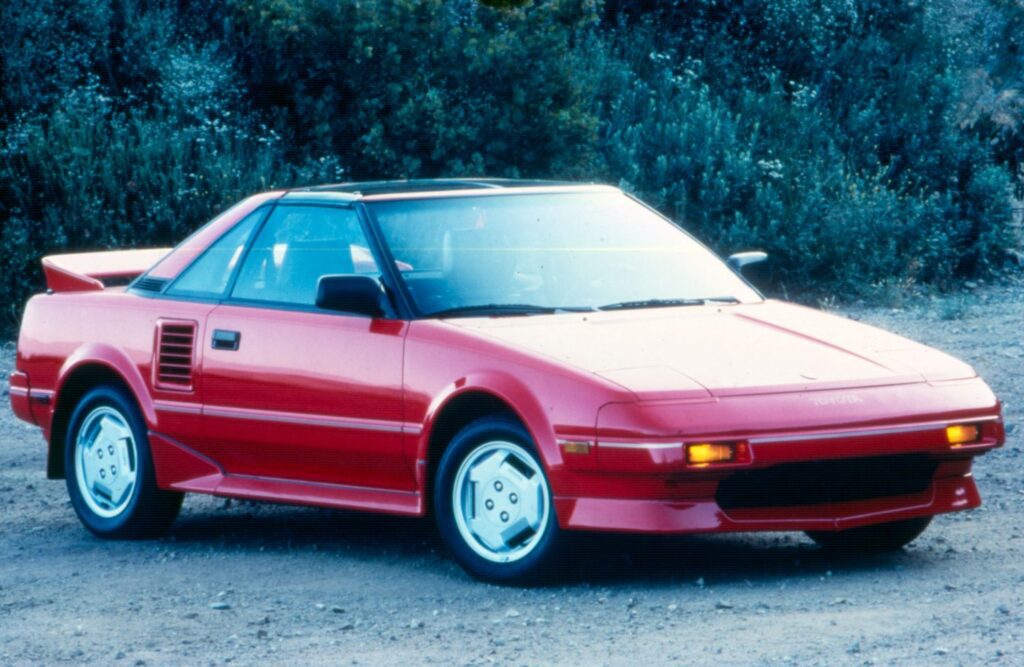 1987 Toyota MR2 Supercharged exterior front three-quarter view