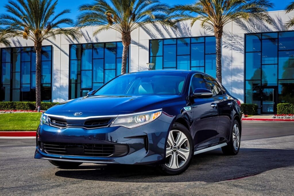 2019 Kia Optima Hybrid exterior front view