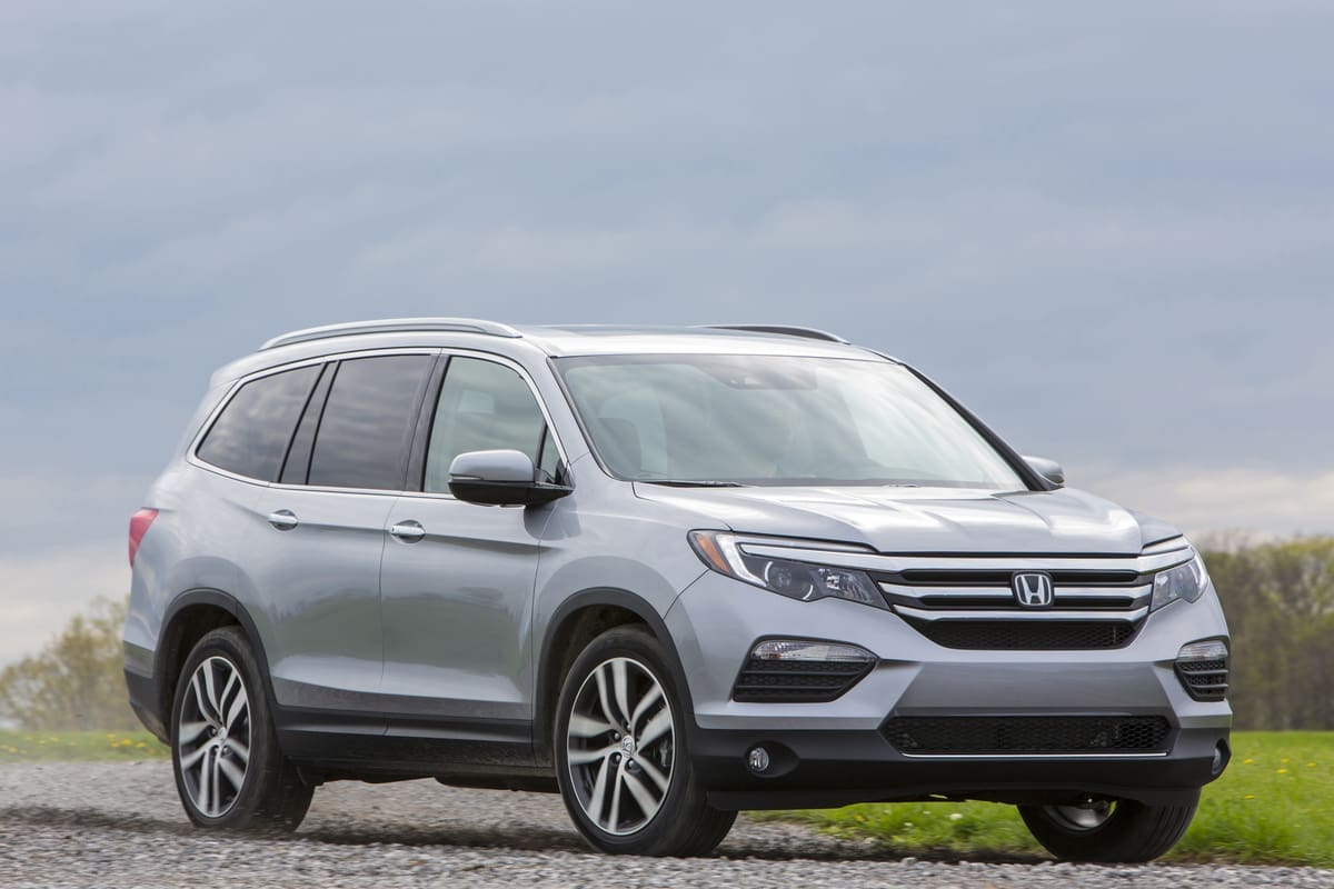 2016 Honda Pilot exterior front