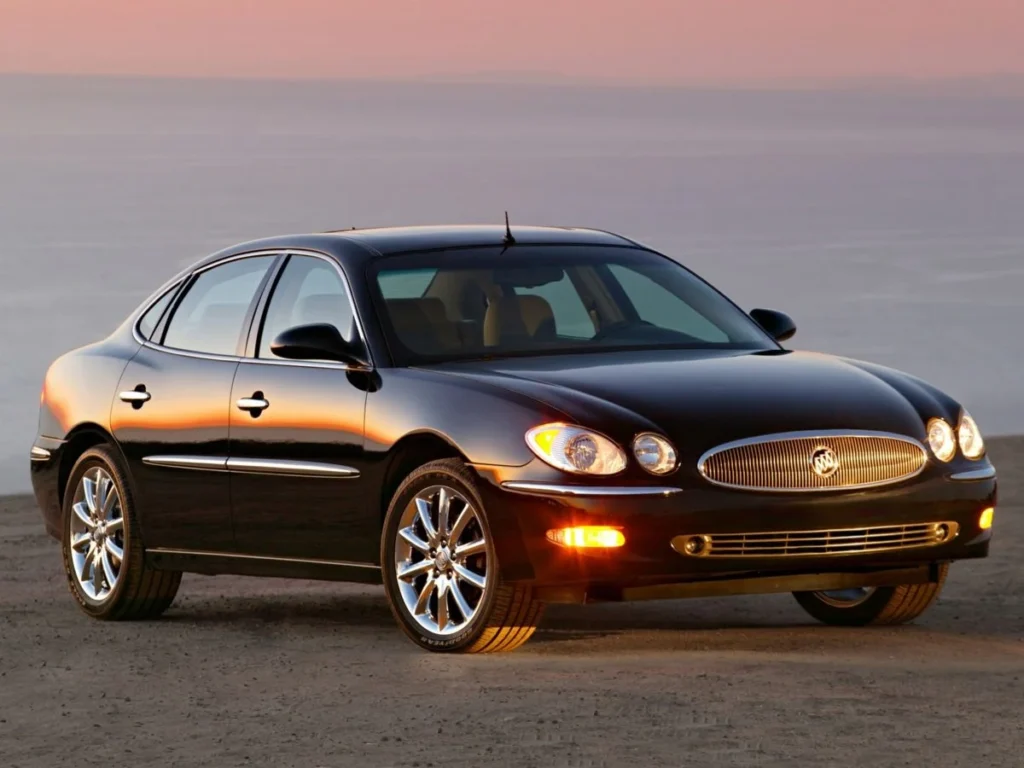 2005 Buick LaCrosse exterior front view