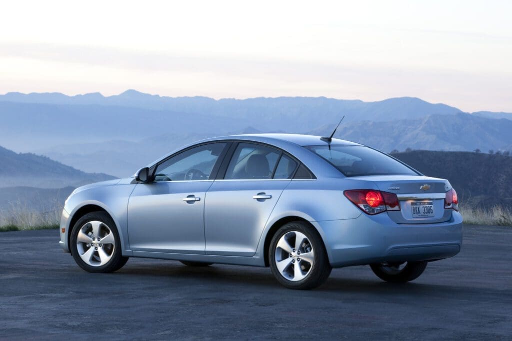 2011 Chevrolet Cruze LTZ exterior side view