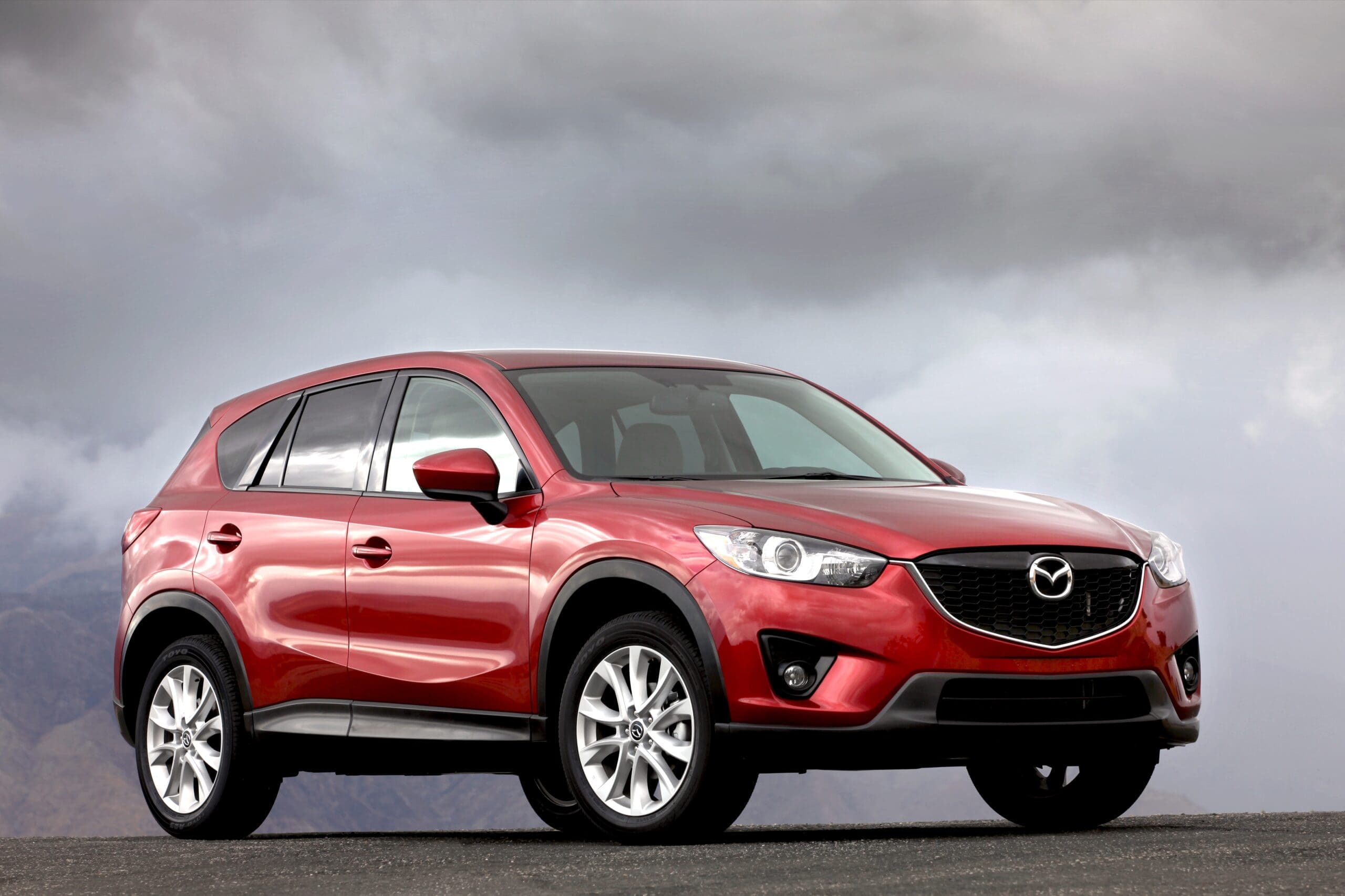 2013 Mazda CX-5 front view