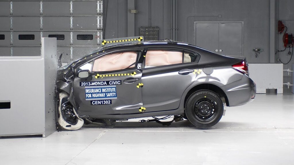 2013 Honda Civic IIHS crash testing