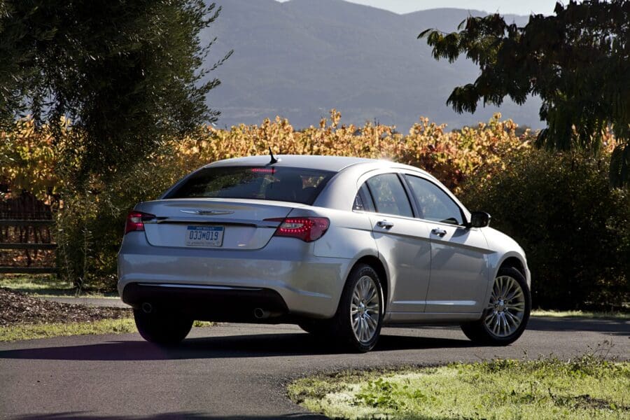 2014 Chrysler 200 exterior rear view