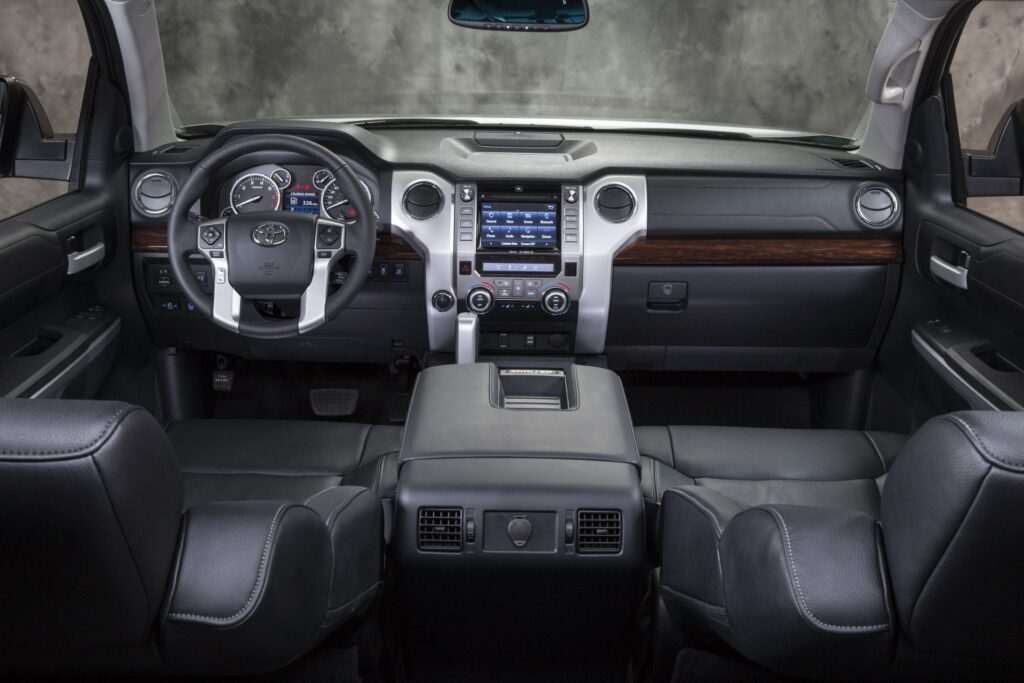 2014 Toyota Tundra Limited interior