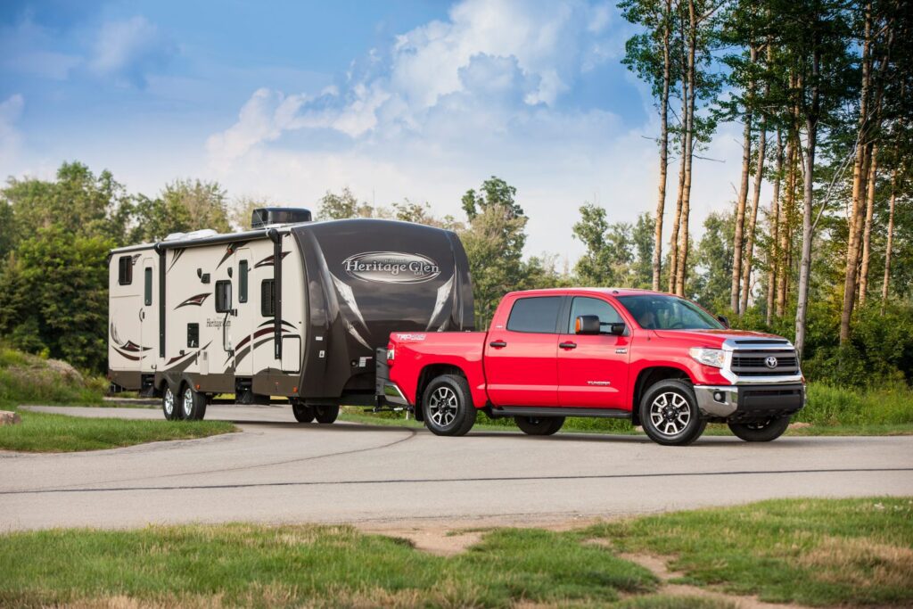 2014 Toyota Tundra SR5 towing a trailer