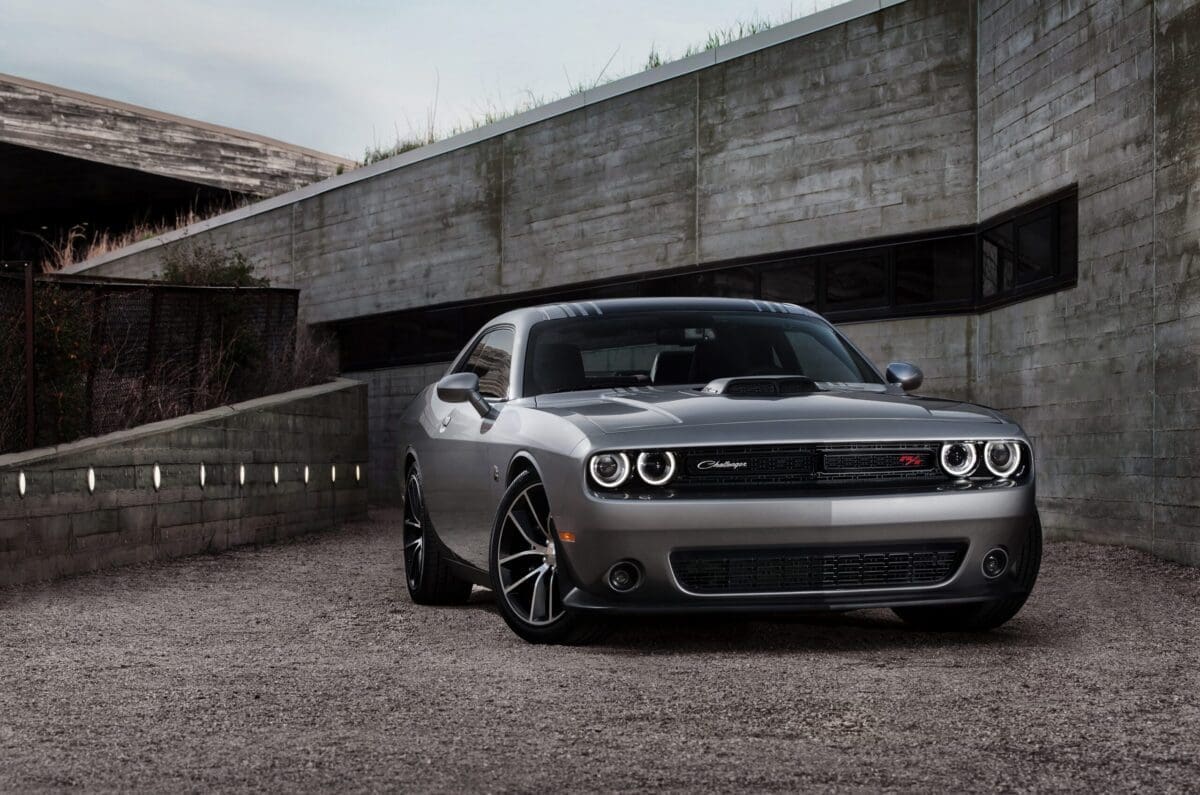 2015 Dodge Challenger 392 HEMI® Scat Pack Shaker front view