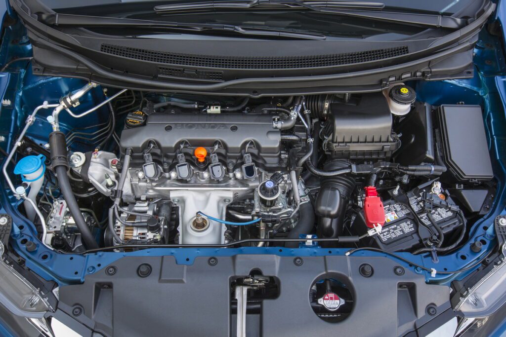 2015 Honda Civic engine bay