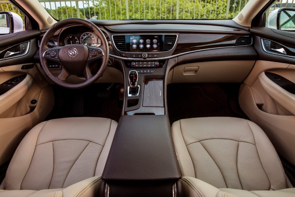 2019 Buick LaCrosse interior