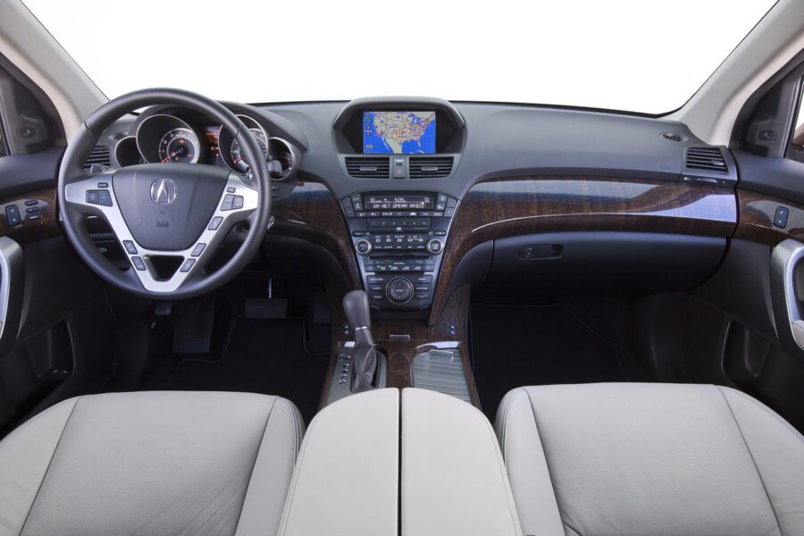 2013 Acura MDX interior