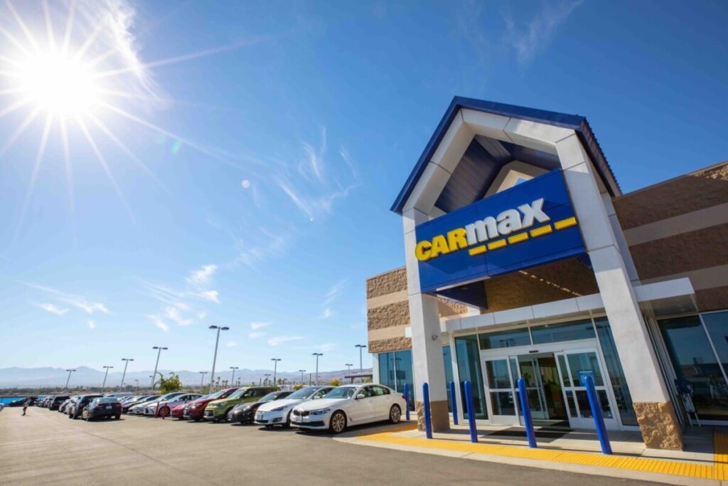 Carmax store front