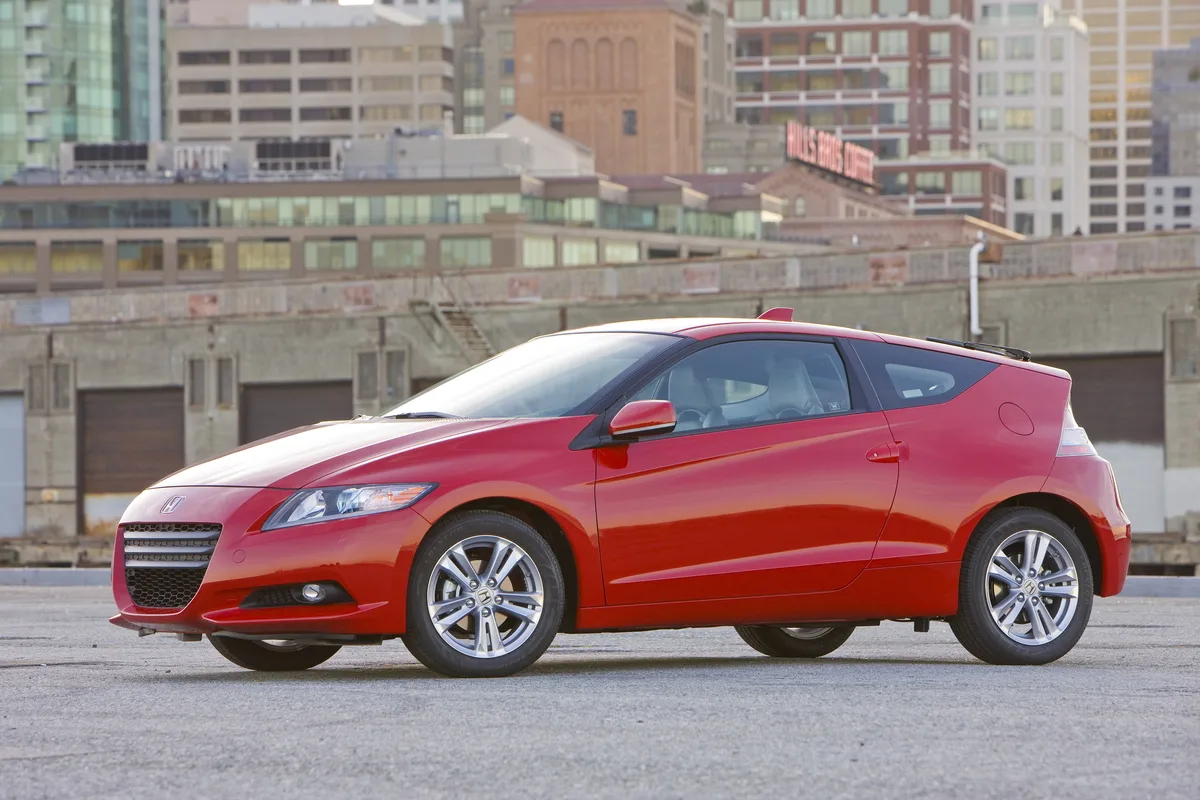 2011 Honda CR-Z exterior front three-quarter view