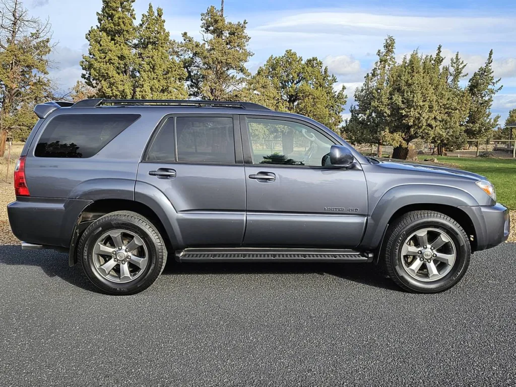 2007 Toyota 4Runner exterior side view