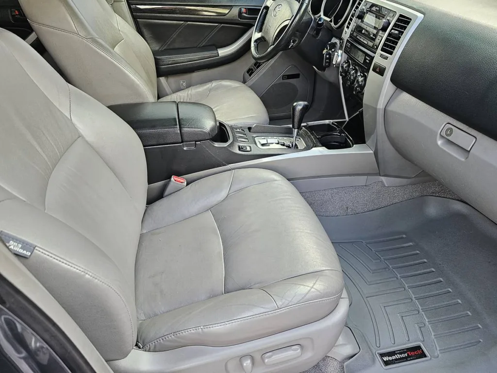 2007 Toyota 4Runner interior passenger seat