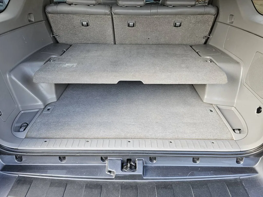2007 Toyota 4Runner interior cargo area