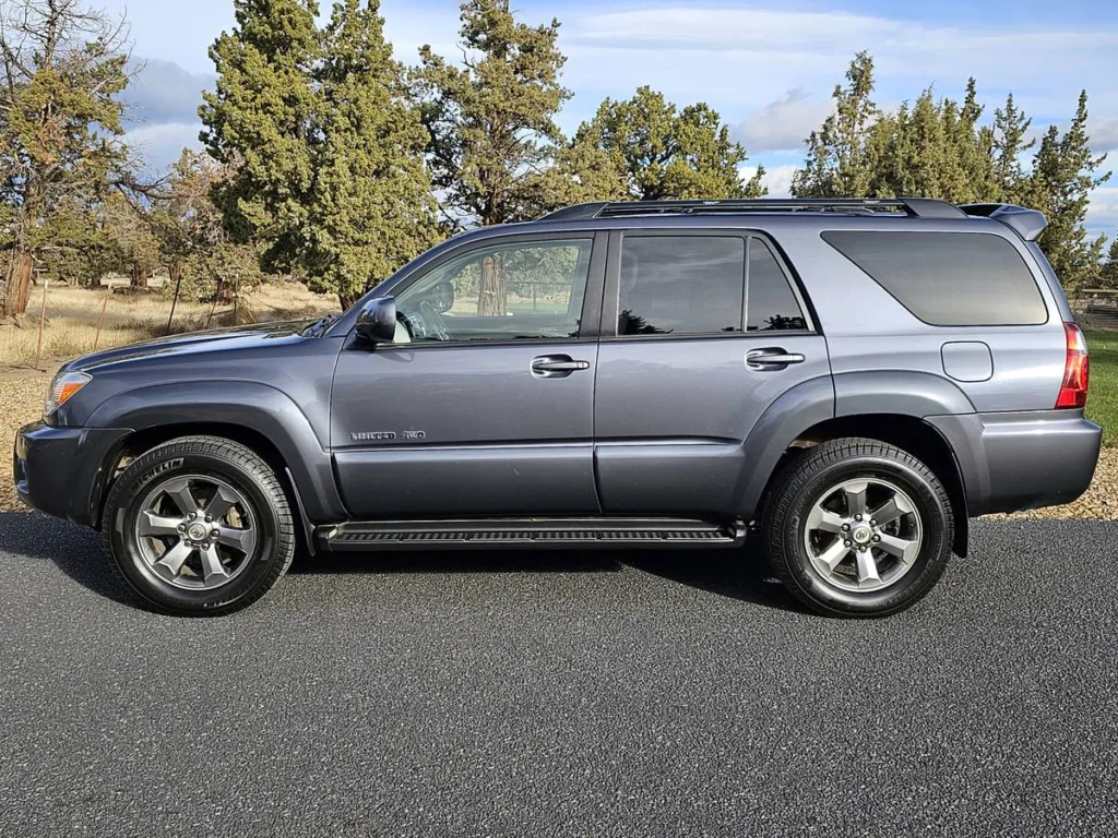 2007 Toyota 4Runner exterior side view